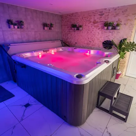 Σπίτι διακοπών Maison De Charme A Arcay Avec Jacuzzi Arcay (Vienne)